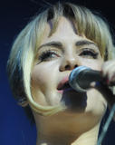 th_72100_Duffy_2008-12-22_-_Concert_at_Barvikha_Luxury_Village_in_Moscow_122_41lo.jpg