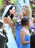http://img231.imagevenue.com/loc440/th_85479_Amanda_Bynes_2008-07-26_-_at_wedding_of_her_sister_Jillian_Bynes_056_122_440lo.jpg