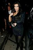 Kim Kardashian (Ким Кардашьян) - Страница 10 Th_95423_Celebutopia-Kim_Kardashian_eats_out_at_STK_in_Los_Angeles-03_122_586lo