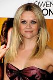 th_11593_Reese_Witherspoon_HowDoYouKnow_Premiere_J0001_Dec13_034_122_590lo.jpg