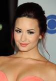 http://img231.imagevenue.com/loc143/th_22713_DemiLovatomat65_122_143lo.JPG